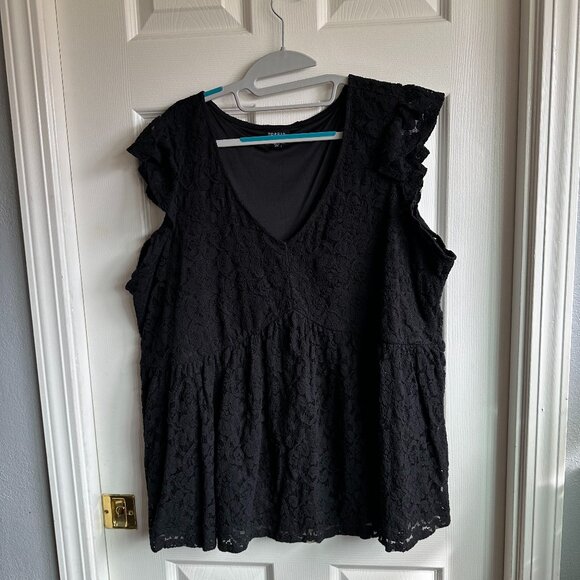 GUC Stretch Lace V-Neck Ruffle Babydoll - Picture 3 of 3